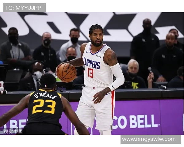 2017年NBA季后赛快船与爵士的激烈对决回顾与分析