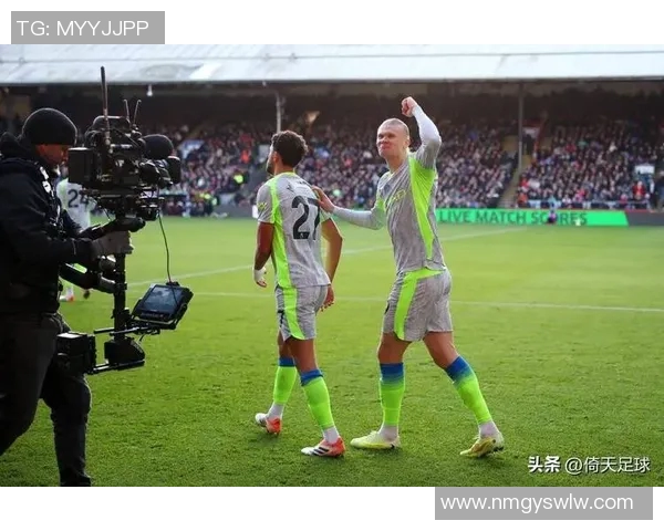 布莱顿与布里斯的精彩对决揭示英超新赛季的竞争格局与球队实力分析 布莱顿与布里斯的精彩对决揭示英超新赛季的竞争格局与球队实力分析