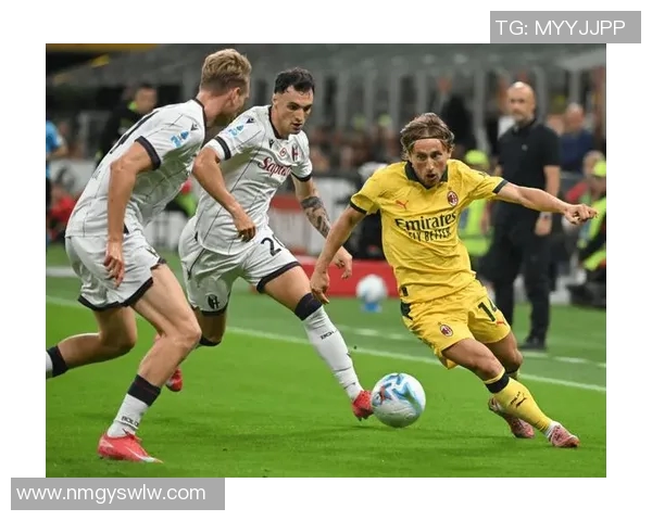 AC米兰与热那亚激战正酣比赛比分揭晓引发球迷热议 AC米兰与热那亚激战正酣比赛比分揭晓引发球迷热议