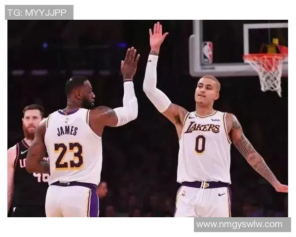 卡姆雷迪什的篮球之路:从新星到未来之星的成长历程 卡姆雷迪什的篮球之路:从新星到未来之星的成长历程