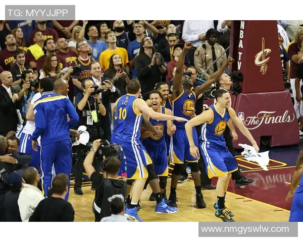 勇士与森林狼激战正酣球迷期待精彩瞬间与逆转奇迹