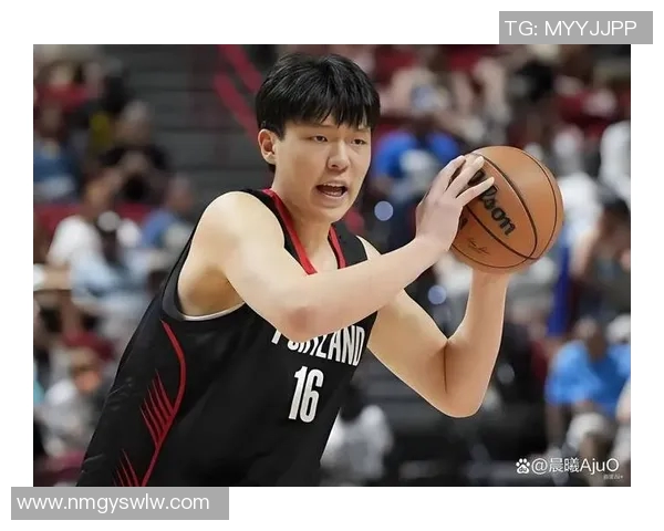 火箭队与太阳队对决周琦精彩表现集锦回顾